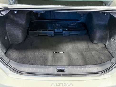 New 2025 Nissan Altima 2.5 SV image 25