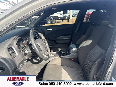 Used 2023 Dodge Charger R/T w/ Blacktop Package image 14