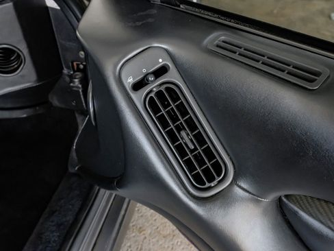 Used 2002 Aston Martin DB7 Vantage image 38