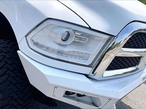 Used 2018 RAM 2500 SLT AWD/4WD image 31