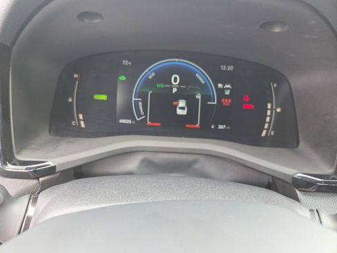 Used 2025 Toyota Camry LE image 14