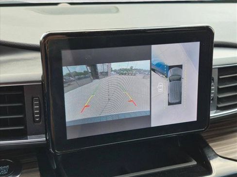 Used 2022 Ford Explorer Limited RWD image 15