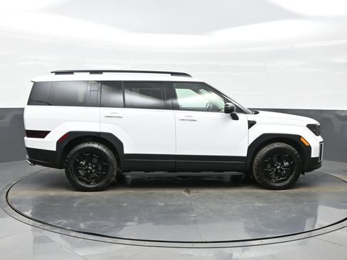 Used 2025 Hyundai Santa Fe XRT image 7