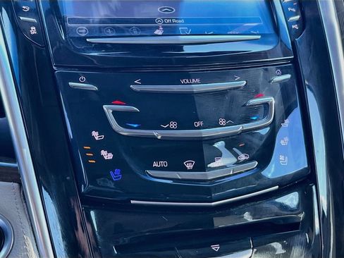 Used 2019 Cadillac Escalade Luxury w/ LPO, Radiant Package RWD image 16
