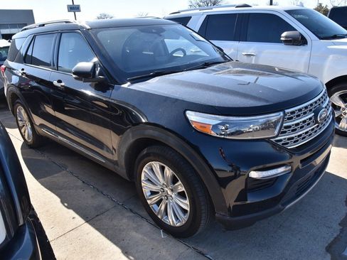 Used 2022 Ford Explorer Limited w/ Limited Technology Package image 5