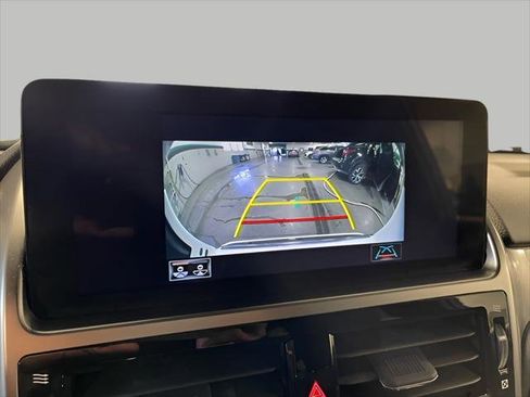 Used 2022 Lexus GX 460 Premium image 14