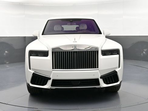 New 2026 Rolls-Royce Cullinan AWD/4WD image 11