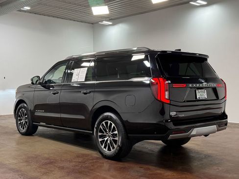 Used 2025 Ford Expedition Max Platinum AWD/4WD image 25