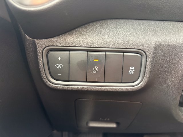 Certified 2022 Kia Soul LX FWD image 32