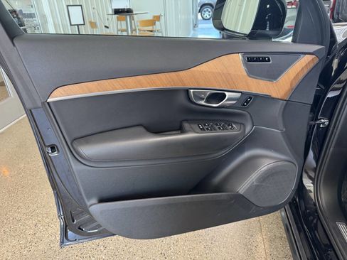 Used 2024 Volvo XC90 B6 Core w/ Protection Package Premier image 21