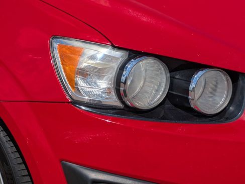 Used 2013 Chevrolet Sonic LTZ FWD image 8