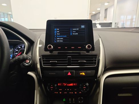 Used 2025 Mitsubishi Eclipse Cross SE image 19