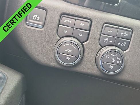 Certified 2024 Chevrolet Silverado 2500 High Country w/ High Country Premium Package AWD/4WD image 9
