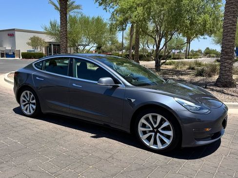 Used 2019 Tesla Model 3 Long Range AWD/4WD image 1