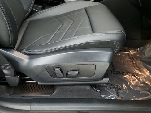 Used 2025 BMW X1 xDrive28i AWD/4WD image 37
