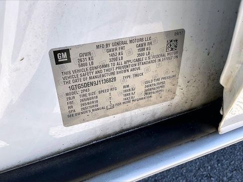 Used 2018 GMC Canyon SLT w/ Driver Alert Package image 16