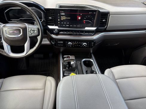 Used 2024 GMC Sierra 1500 SLT w/ SLT Premium Plus Package AWD/4WD image 15