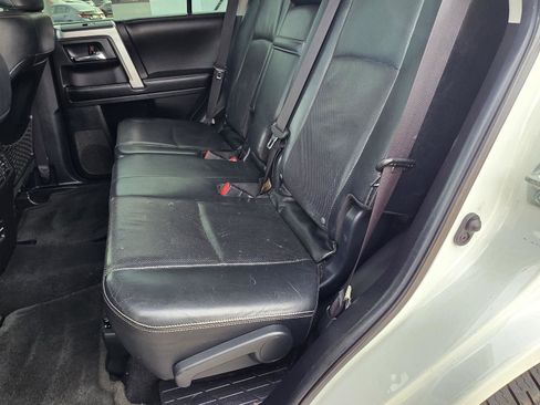 Used 2014 Toyota 4Runner Limited image 36