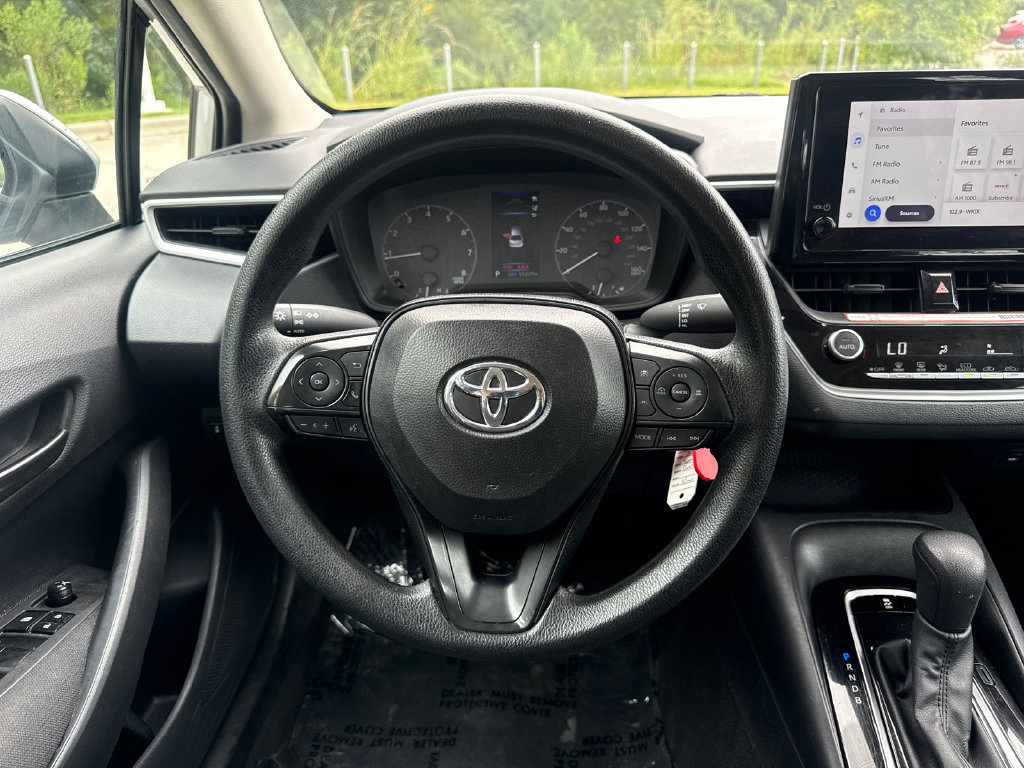 Used 2025 Toyota Corolla LE FWD image 19