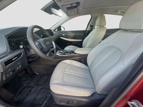Used 2023 Hyundai Sonata Limited w/ Cargo Package FWD image 16