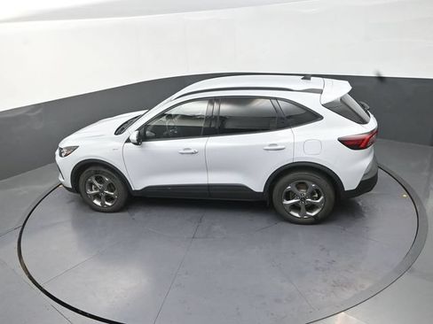 Used 2025 Ford Escape ST-Line Select AWD/4WD image 26