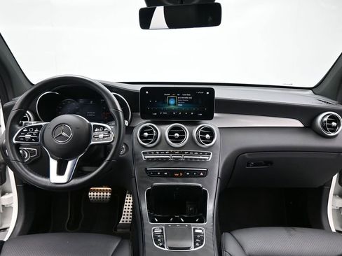 Used 2023 Mercedes-Benz GLC 300 4MATIC Coupe image 20