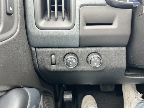 Used 2016 Chevrolet Colorado Z71 image 16