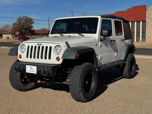 Used 2008 Jeep Wrangler Unlimited X image 1