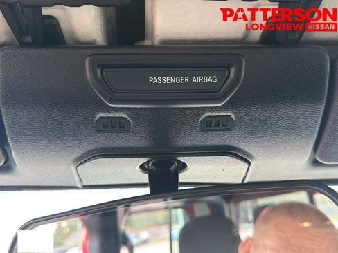 Used 2023 Jeep Gladiator Sport AWD/4WD image 20