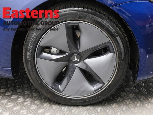 Used 2023 Tesla Model 3 Standard Range image 28