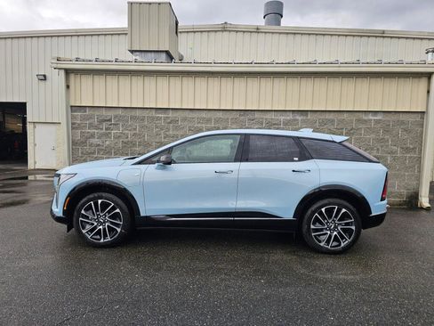 New 2026 Cadillac Optiq Sport 2 RWD image 3