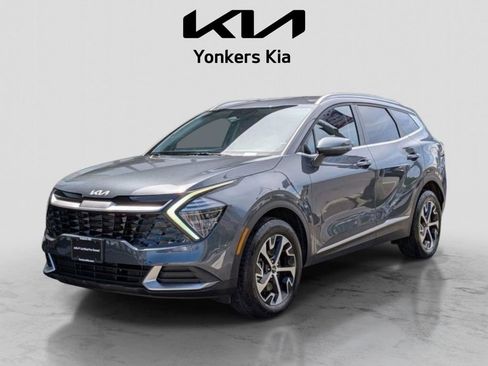 Certified 2025 Kia Sportage EX AWD/4WD image 1