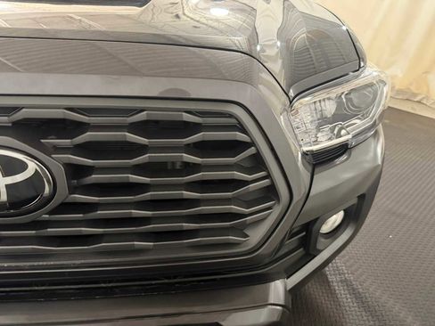 Certified 2023 Toyota Tacoma TRD Sport image 5