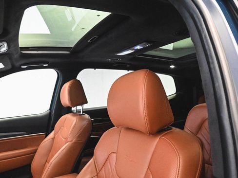 Used 2023 Kia Telluride SX Prestige X-Pro AWD/4WD image 39