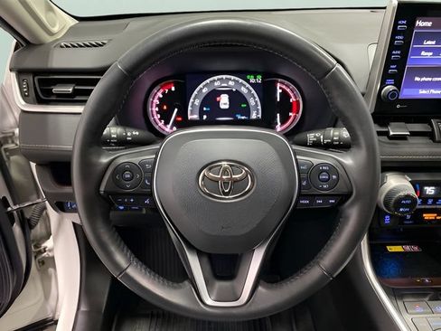 Used 2022 Toyota RAV4 Limited AWD/4WD image 13