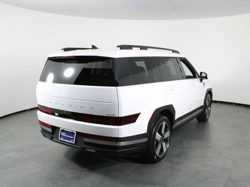 Certified 2025 Hyundai Santa Fe Limited FWD image 4
