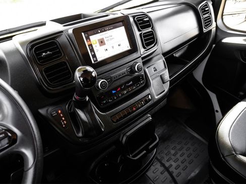 Used 2023 RAM ProMaster 2500 image 19