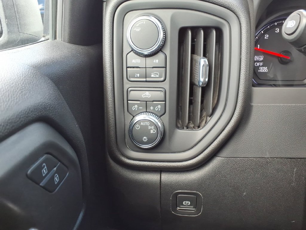Used 2024 GMC Sierra 1500 Pro w/ Graphite Edition AWD/4WD image 32
