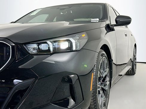 Certified 2026 BMW 530i w/ M Sport Package image 8