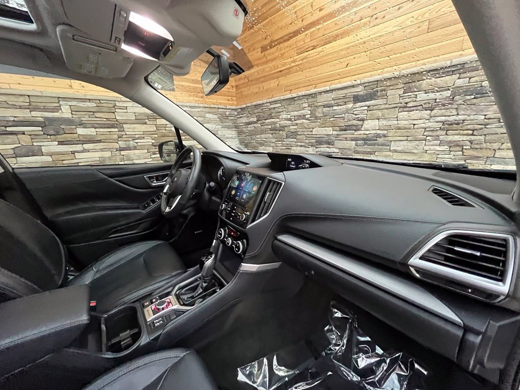 Used 2019 Subaru Forester Limited AWD/4WD image 17