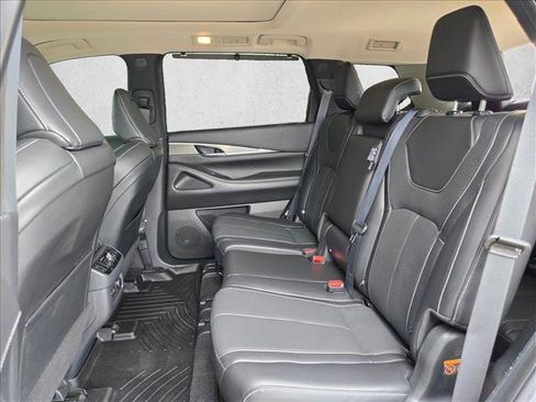 Used 2022 INFINITI QX60 Luxe w/ Cargo Package FWD image 18