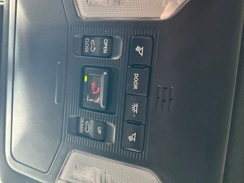 Used 2020 Toyota RAV4 XSE w/ XSE Grade Weather Package AWD/4WD image 13