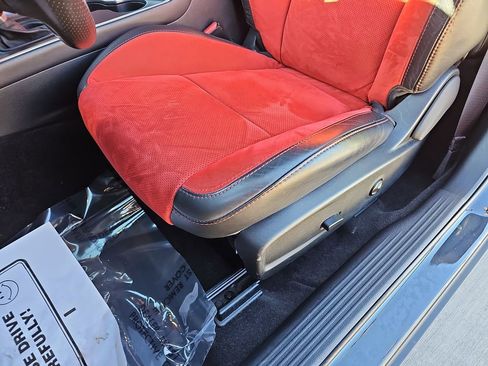 Used 2018 Dodge Challenger R/T Scat Pack image 34