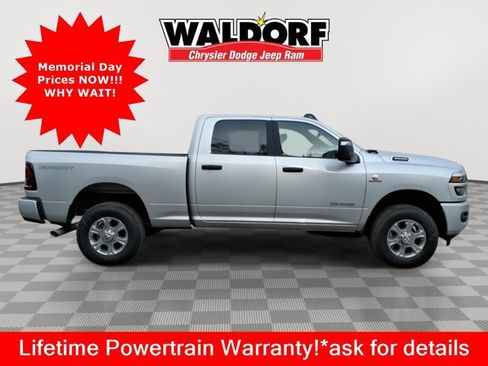 New 2026 RAM 3500 Big Horn AWD/4WD image 2
