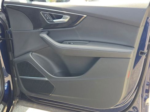 Used 2023 Audi Q7 3.0T Prestige image 8