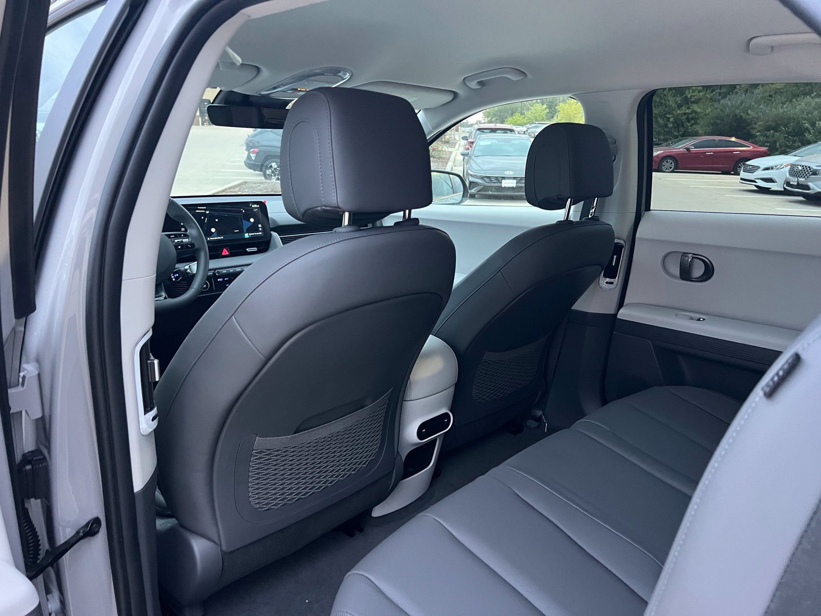 New 2027 Hyundai Ioniq 5 SEL RWD image 16