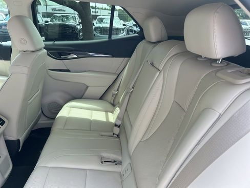 Used 2022 Buick Envision Essence w/ Technology Package I FWD image 12