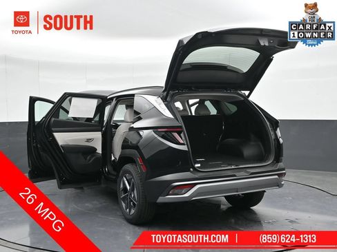 Used 2025 Hyundai Tucson SEL AWD/4WD image 57