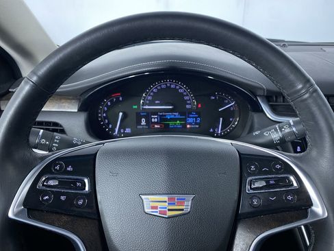 Certified 2018 Cadillac XTS Luxury image 3