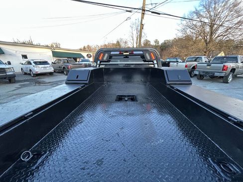 Used 2018 Chevrolet Silverado 3500 W/T w/ WT Convenience Package image 8